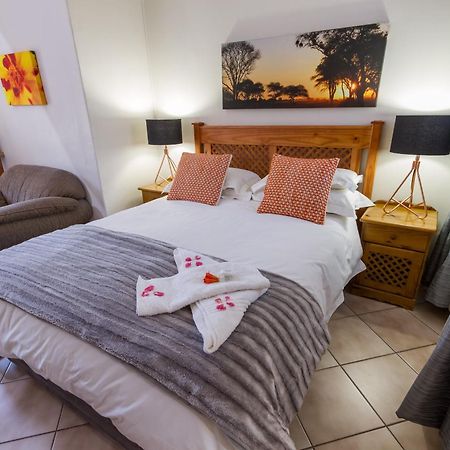 The Pecan Tree Guesthouse Sandton Eksteriør bilde