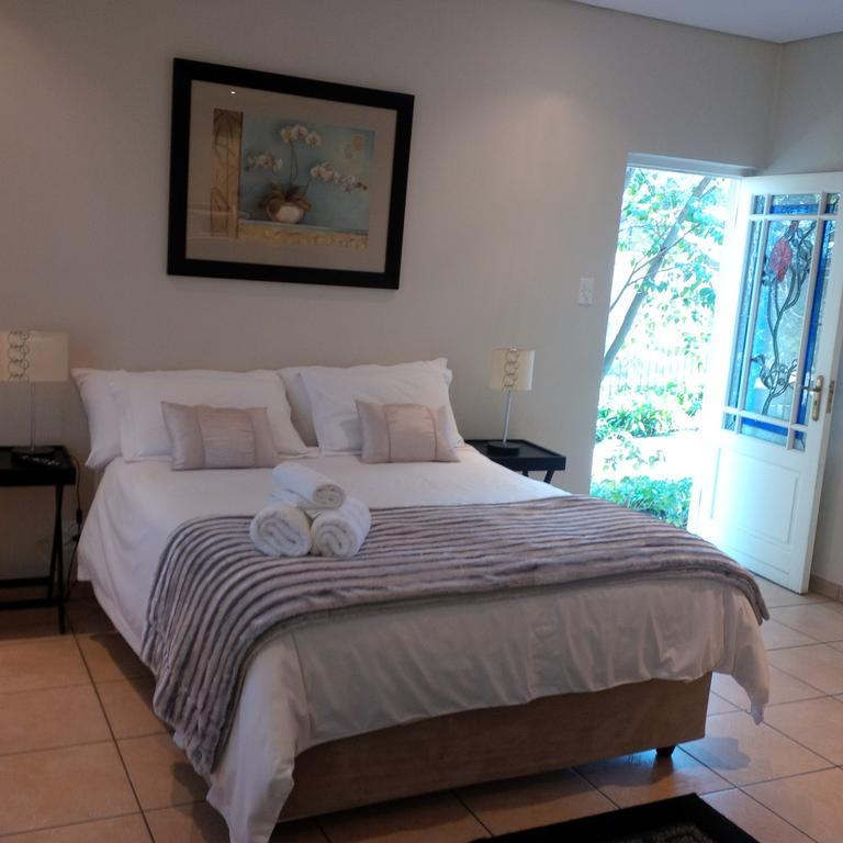 The Pecan Tree Guesthouse Sandton Rom bilde