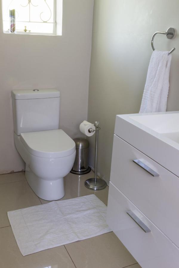 The Pecan Tree Guesthouse Sandton Eksteriør bilde
